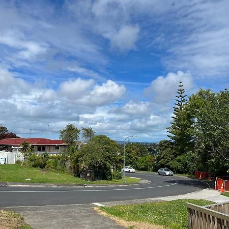 Totara Vale, Free Coffee, Parking And Wifi, Near Glenfield Mall And Highway 18,1 Auckland Buitenkant foto