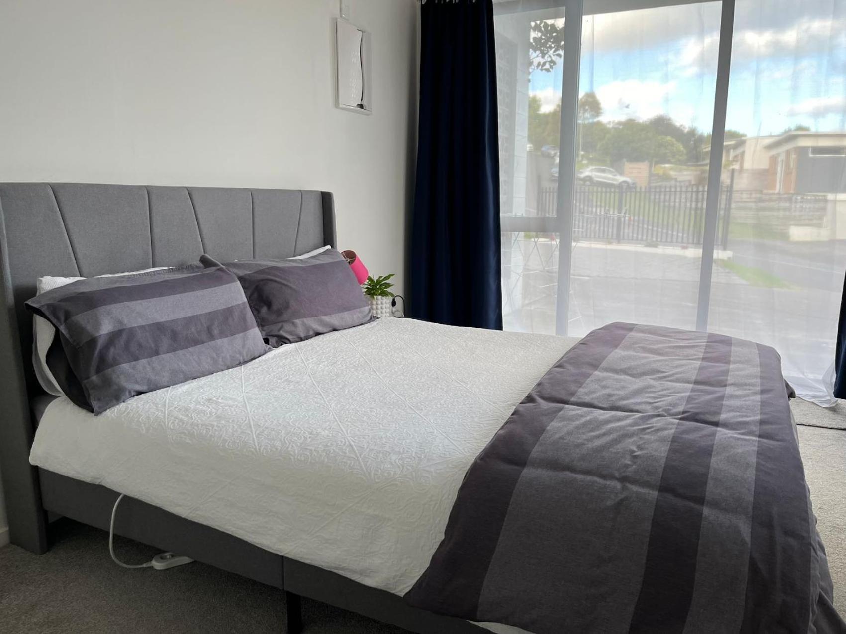 Totara Vale, Free Coffee, Parking And Wifi, Near Glenfield Mall And Highway 18,1 Auckland Buitenkant foto