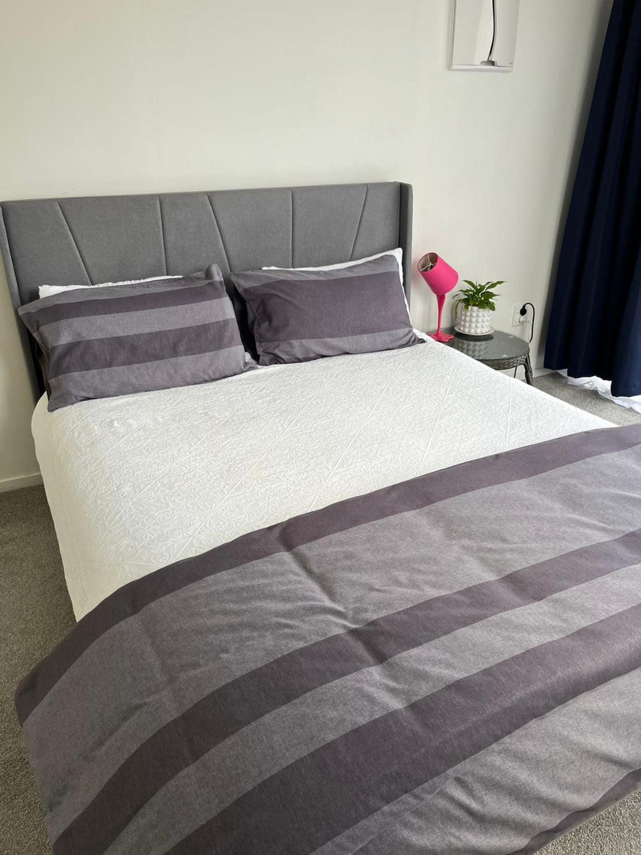 Totara Vale, Free Coffee, Parking And Wifi, Near Glenfield Mall And Highway 18,1 Auckland Buitenkant foto